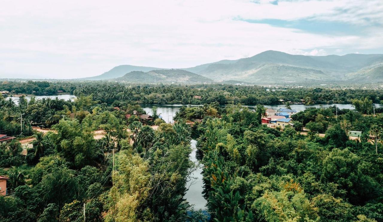 Nary Garden Hotel Kampot Exterior foto